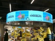 武漢國際廣場izzue等店鋪LED顯示屏、液晶顯示屏